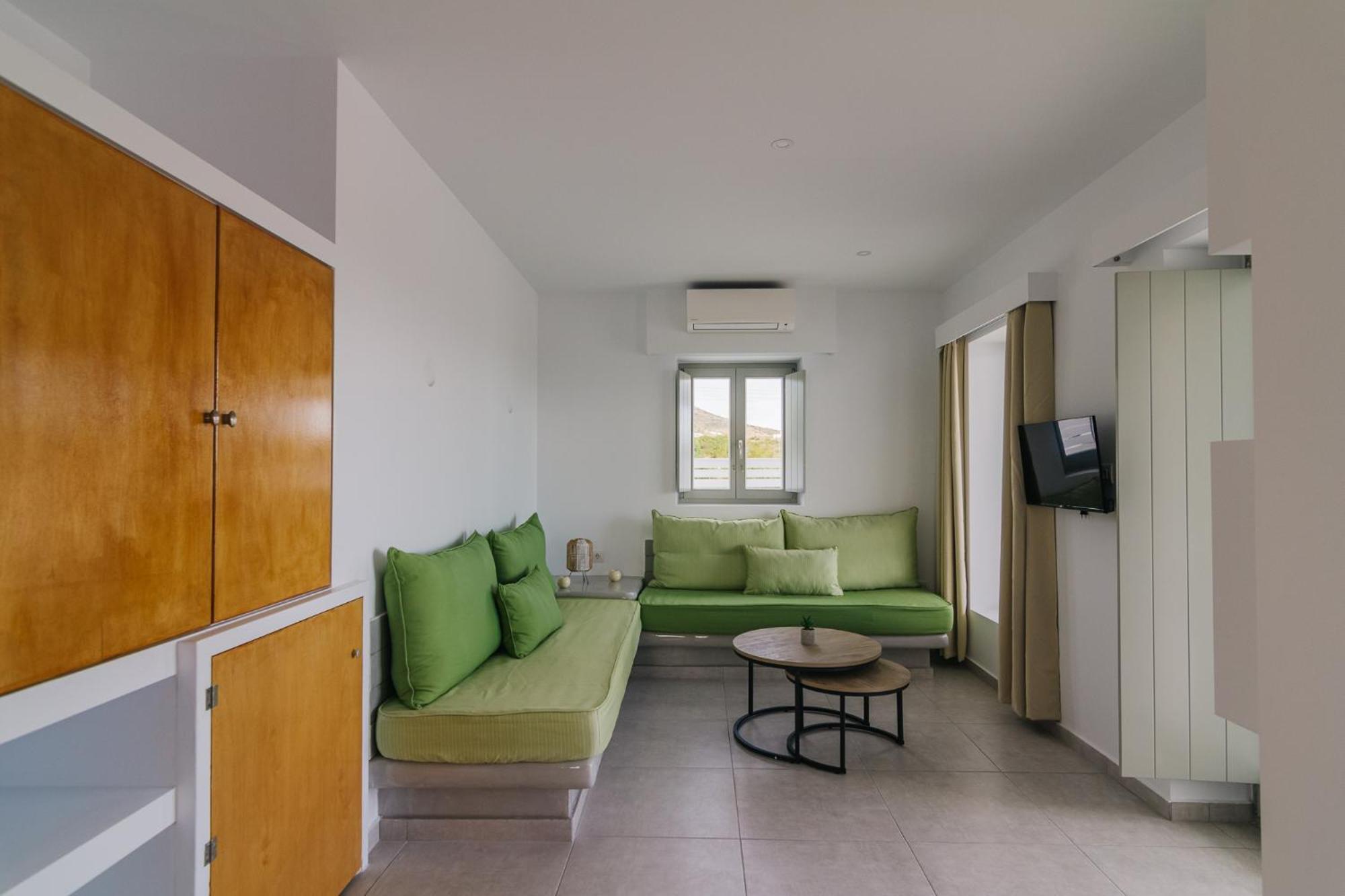 Olive Garden Luxury Resort Angairia ภายนอก รูปภาพ